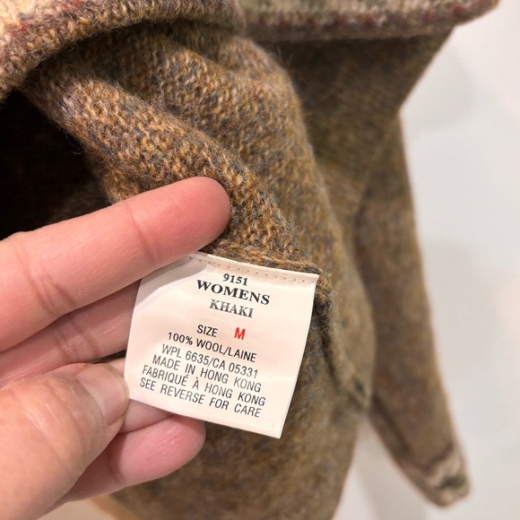 Vintage Woolrich Wool V-Neck Leaf Detail Khaki Sweater Women’s Size Medium - Picture 9 of 12